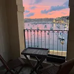 Front Row Malta - Enjoy Valletta Sunsets From Seafront With 3 Bedrooms Overlooking Grand Harbour *