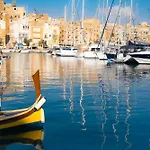 Front Row Malta - Enjoy Valletta Sunsets From Seafront With 3 Bedrooms Overlooking Grand Harbour Калкара