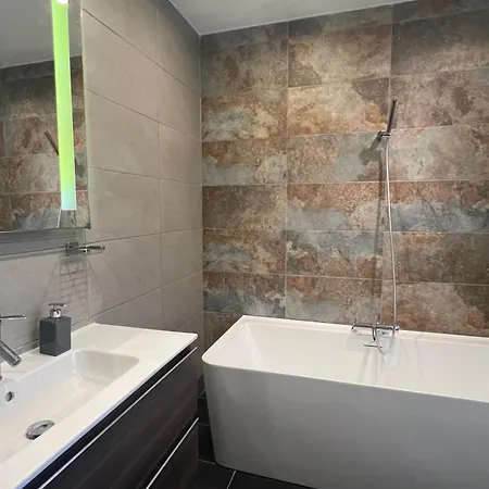 Feriehus Front Row Malta - Valletta Views, Sunsets & Grand Harbour Living I 3-bedroom House Kalkara