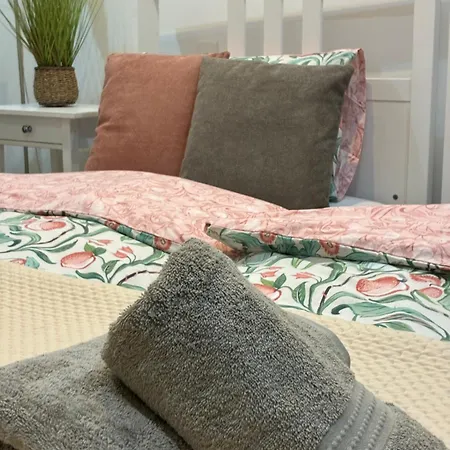 Front Row Seafront House With Dreamy Valletta And Harbour Sunset Views Casa de Férias *