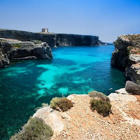Front Row Malta - Valletta Views, Sunsets & Grand Harbour Living I 3-bedroom House *