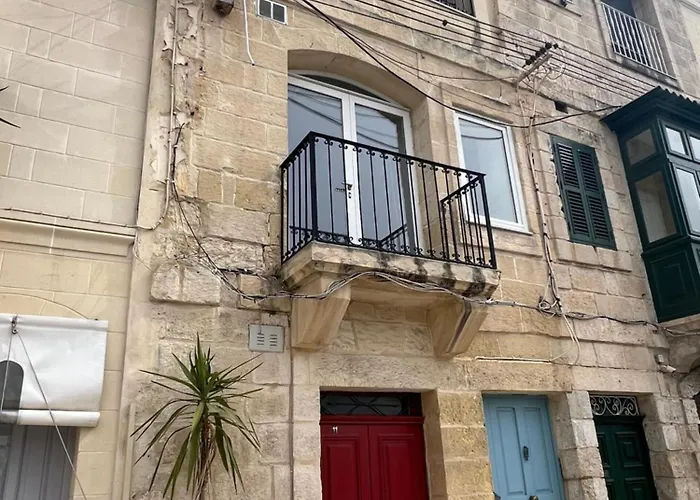 Front Row Malta - Enjoy Valletta Sunsets From Seafront With 3 Bedrooms Overlooking Grand Harbour Holiday home Kalkara