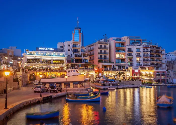 Front Row Malta - Enjoy Valletta Sunsets From Seafront With 3 Bedrooms Overlooking Grand Harbour Сasa de vacaciones Kalkara