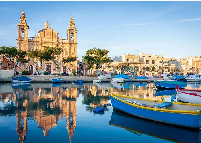Vakantiehuis Front Row Malta - Enjoy Valletta Sunsets From Seafront With 3 Bedrooms Overlooking Grand Harbour Kalkara