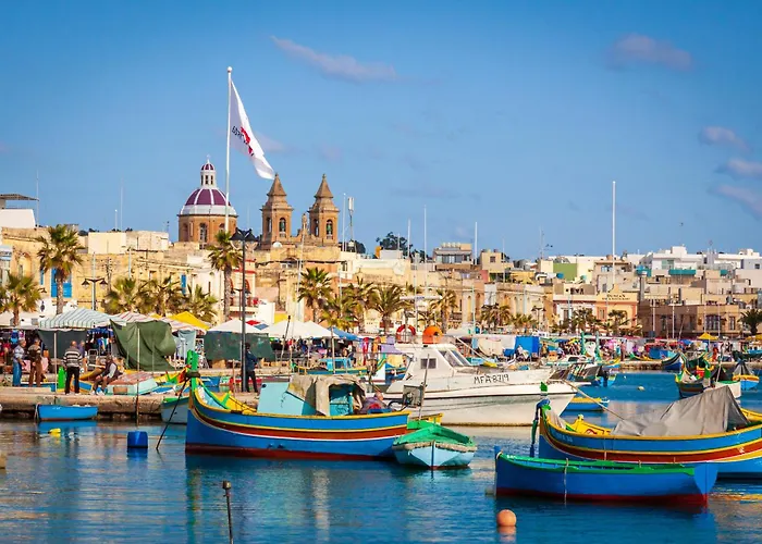 Vakantiehuis Front Row Malta - Enjoy Valletta Sunsets From Seafront With 3 Bedrooms Overlooking Grand Harbour Kalkara