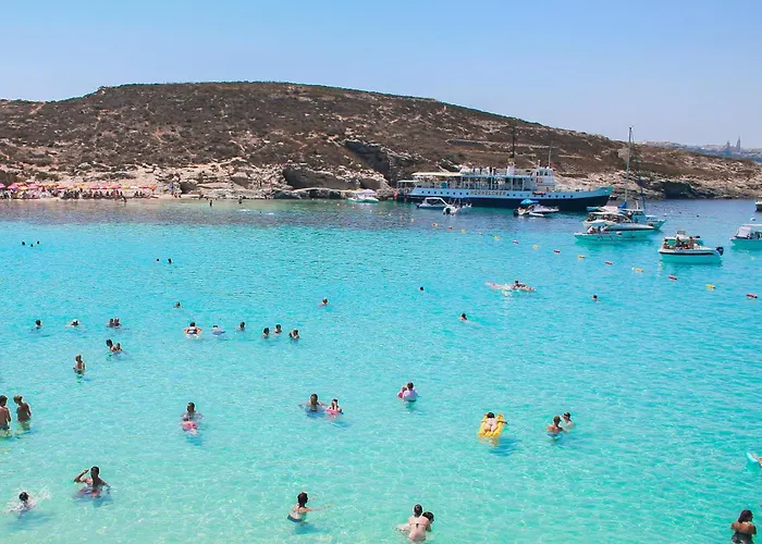 Vakantiehuis Front Row Malta - Enjoy Valletta Sunsets From Seafront With 3 Bedrooms Overlooking Grand Harbour *